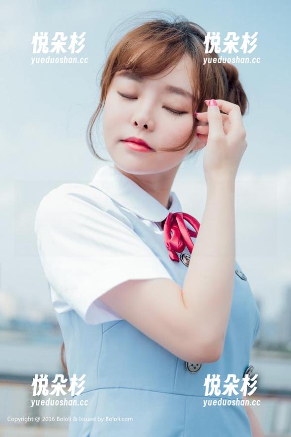 波萝社 - 猫九酱Sakura的白色写真集合，每看一张我就坚定了买白色衣服的决心！