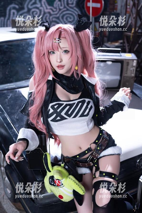 清水由乃的雪女写真集：冷得让人瑟瑟发抖的美！