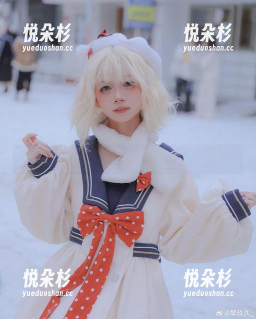 清青琴玖私拍：海里有鱼有心，也有我！