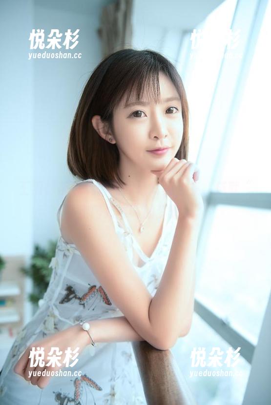 王羽杉带你玩转高跟鞋写真合集，成就“走路如飞”的梦想！