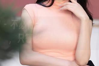 秀人网 – 不必付费，Miko酱的灰丝写真，只等你来慢慢品味。