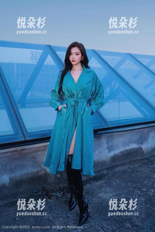 秀人网 - tina_甜仔的秘书写真集：这绝对不能放过的原图碰撞。