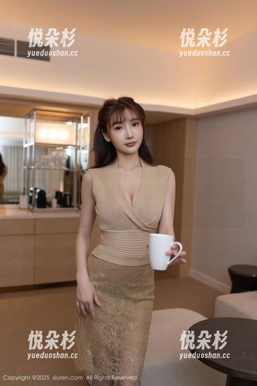 秀人网 - 刘婷婷的修女日记，高清下载走起，真想跟她一起在教堂里打一场翻转花样。