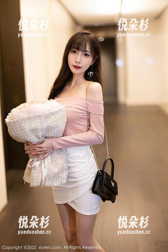 秀人网 - 资源热荐：让江淑影river教你在浴缸里怎么摆姿势