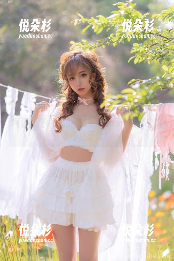 网盘整理小妙招：米线线sama的镂空内衣不止于此！