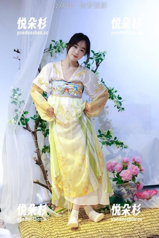 绮梦摄影 - 图集盛放：婷婷的套装，谁说搭配不能称王？