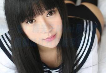 美媛馆 – 看！糯美子Mini吊带新照，原图都能让我想很多很多
