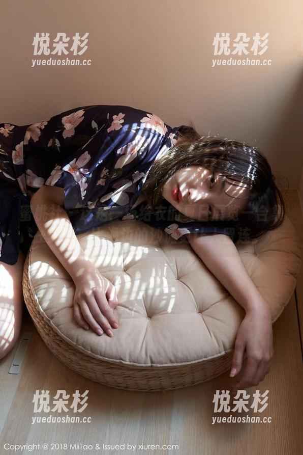 蜜桃社 - 这是一场结衣的夏日展览—合集+美图，比海边的沙滩更让人留连。