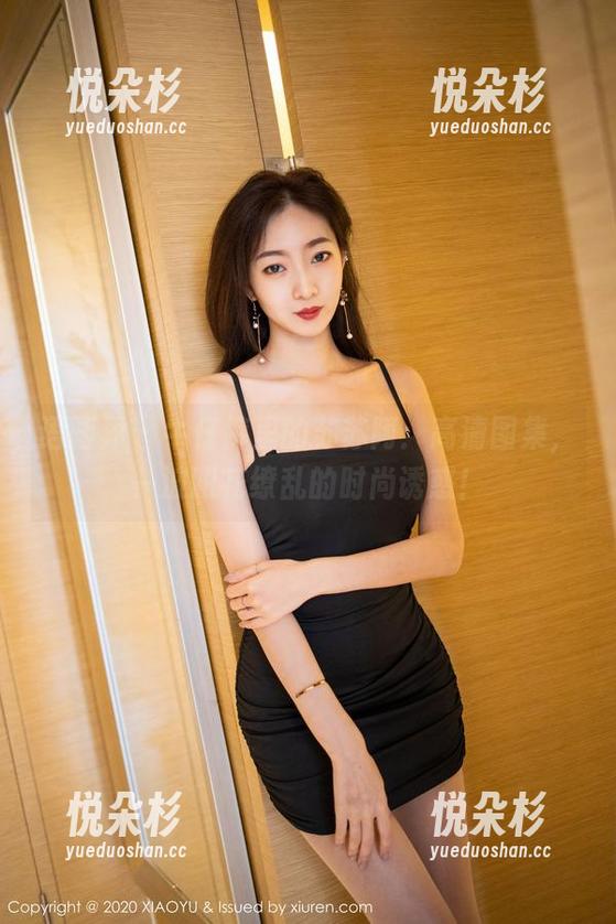 语画界 - 牛仔裤里的苏苏阿：高清图集，一波眼花缭乱的时尚诱惑！
