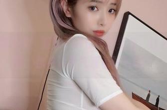 兔女郎和毒蛇？雯妹不讲道理的组合，让人意想不到。你有这勇气观看图包吗？
