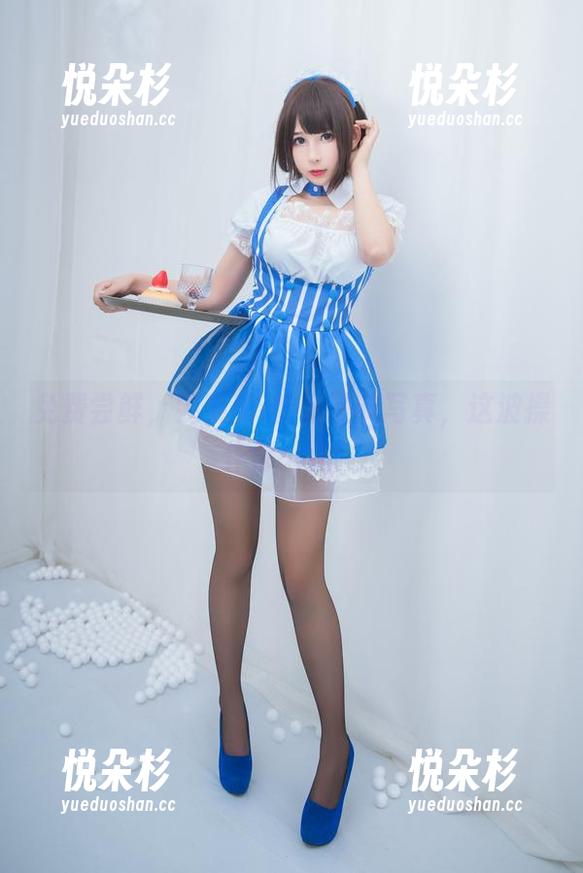 免费尝鲜，雯粥粥i的万圣节写真，这波操作够大胆！