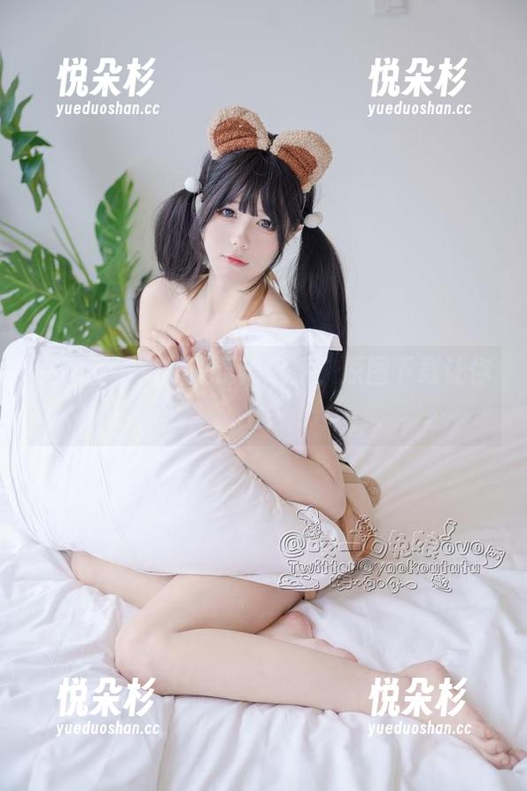 黏黏团子兔的眼镜治愈系，原图下载让你上头